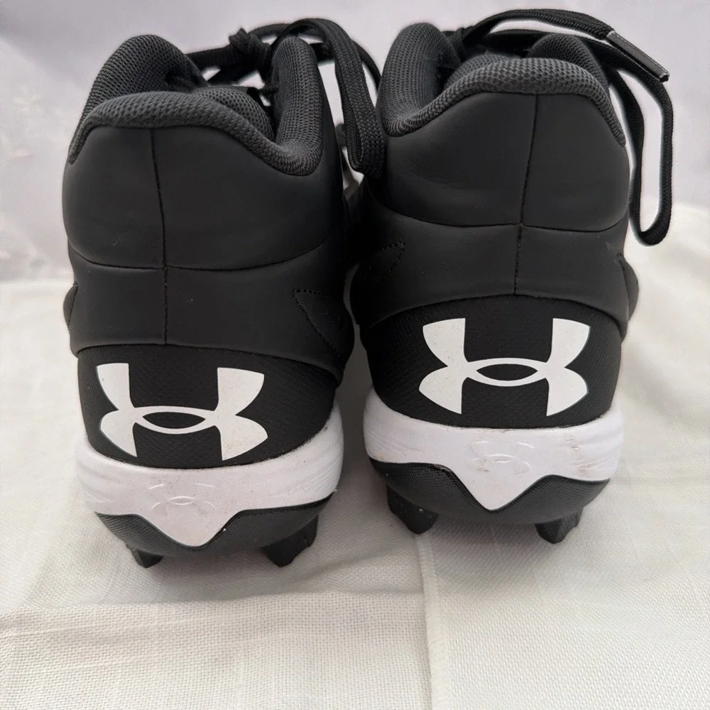 Turf Baseball Soccer lightweight Under Armour 3027446-001 Leadoff Mid 3.0 M7 W8.
